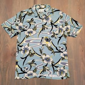 Floral Hawaiian Buttonup Shirt